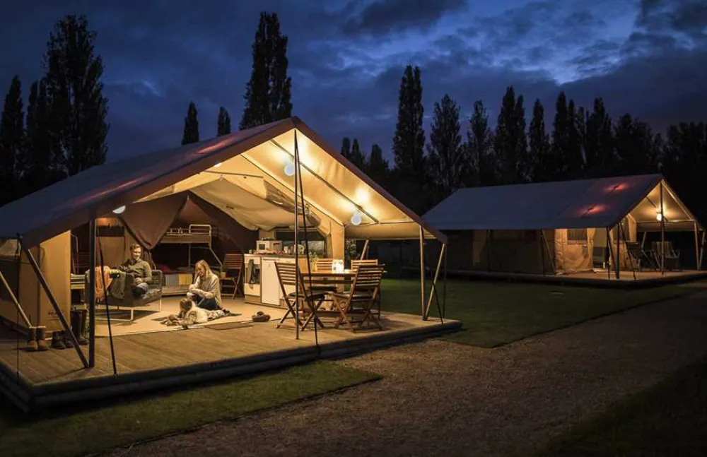 Moreton Camping and Caravanning Club Site