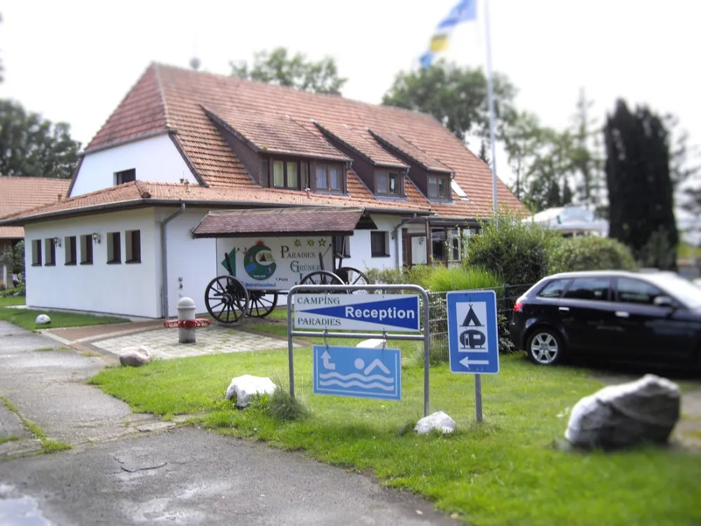 Camping-Paradies "Grüner Jäger"