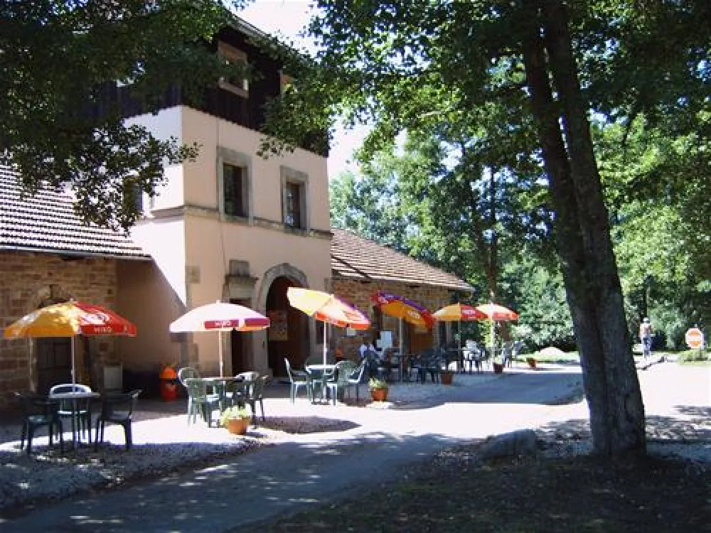 Camping Domaine des Messires  