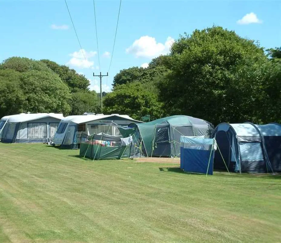 Riverside Holiday Park