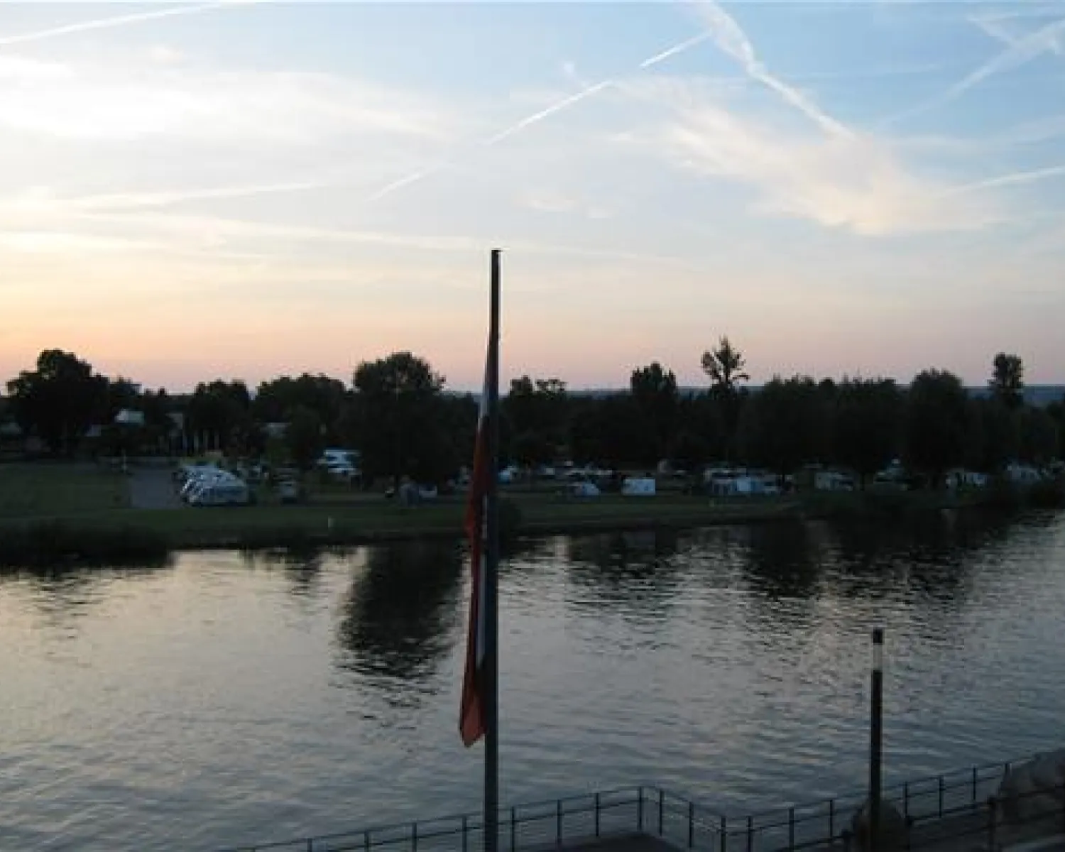 KNAUS Campingpark Rhein-Mosel/Koblenz in Deutschland - Spottocamp -  Spottocamp