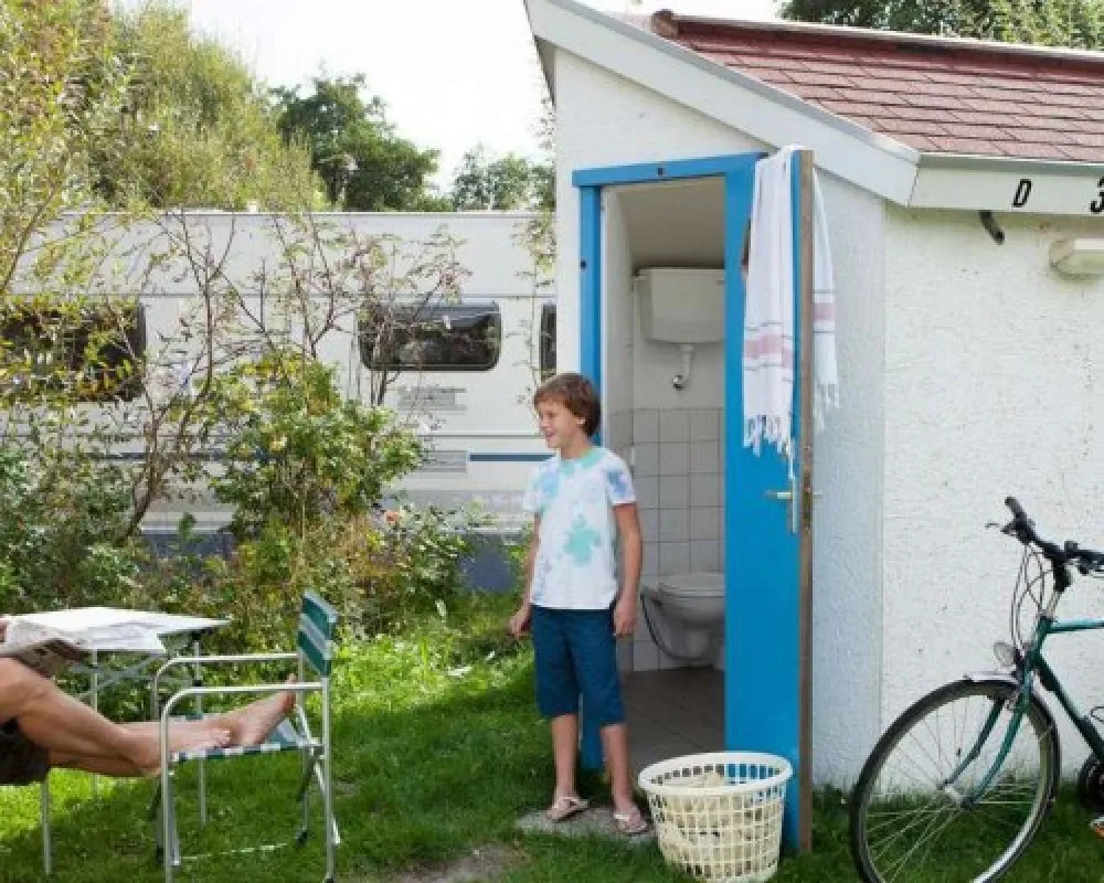 Aan Noordzee camping en vakantiehuizen