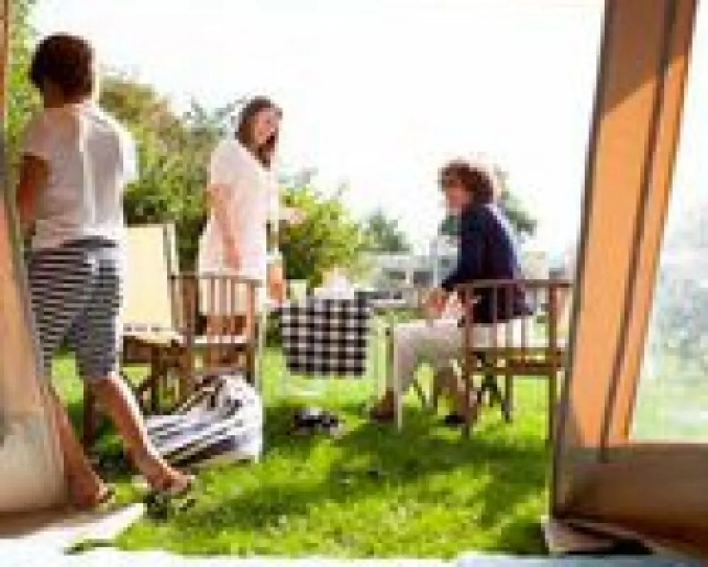 Aan Noordzee camping en vakantiehuizen