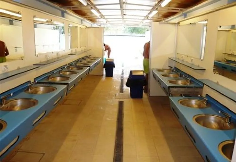 Campeggio Numana Blu