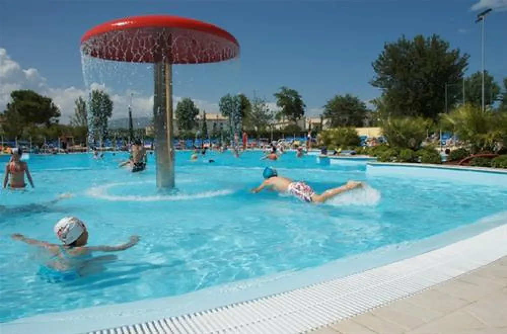 Campeggio Numana Blu