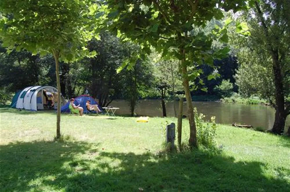 Camping De Coursavy  