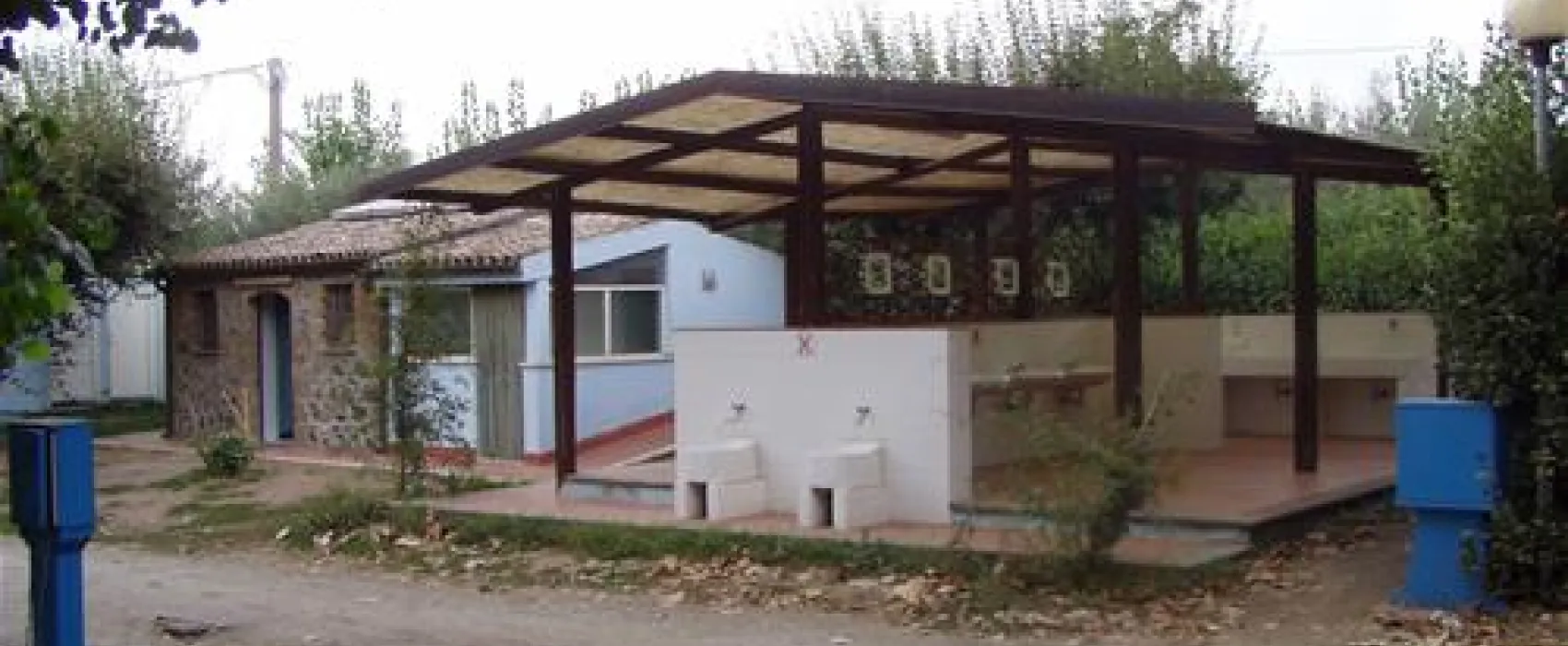 Blu International Camping Club