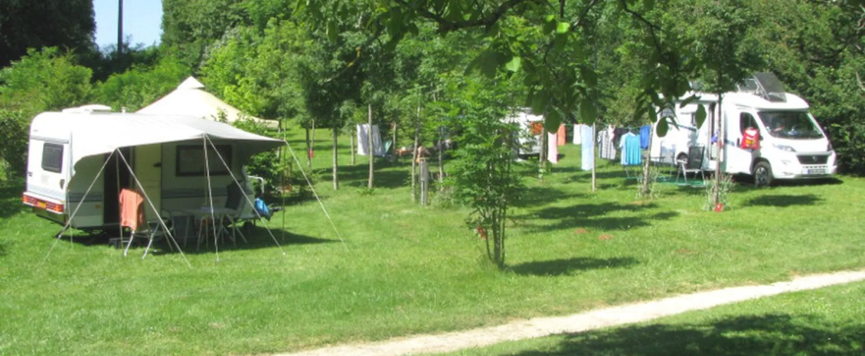 Camping Naturiste Les Grands Chenes