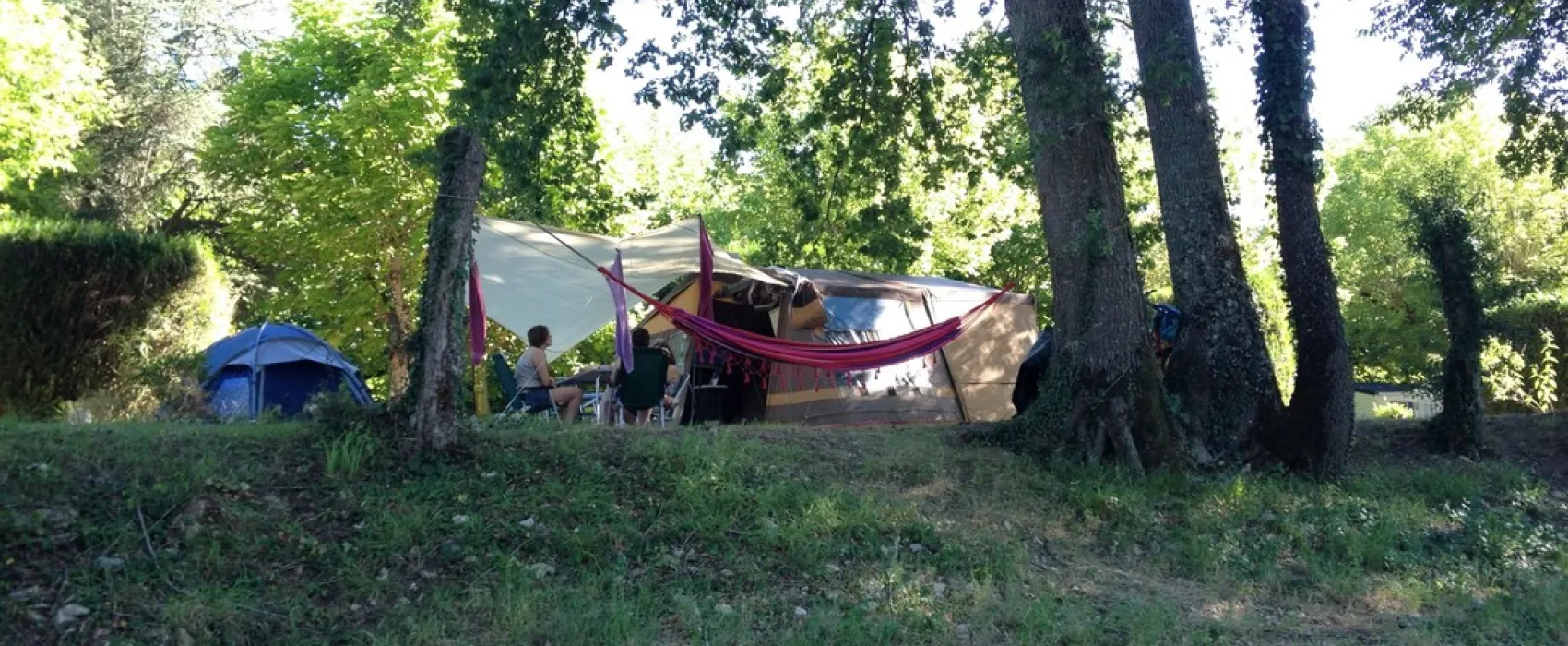 Camping Les Ombrages  