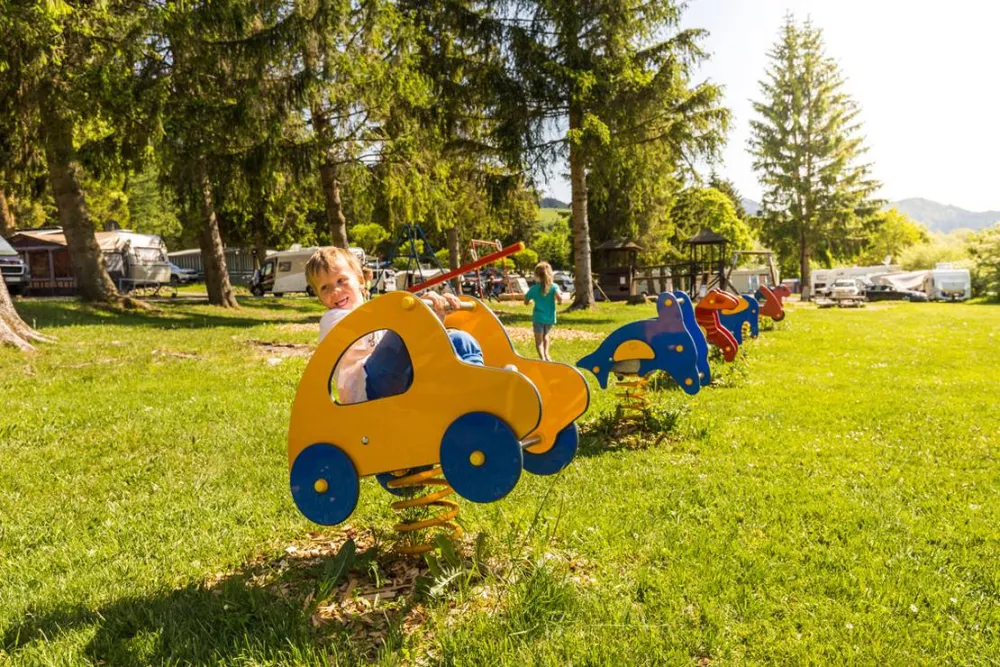 Camping-Grüntensee-International