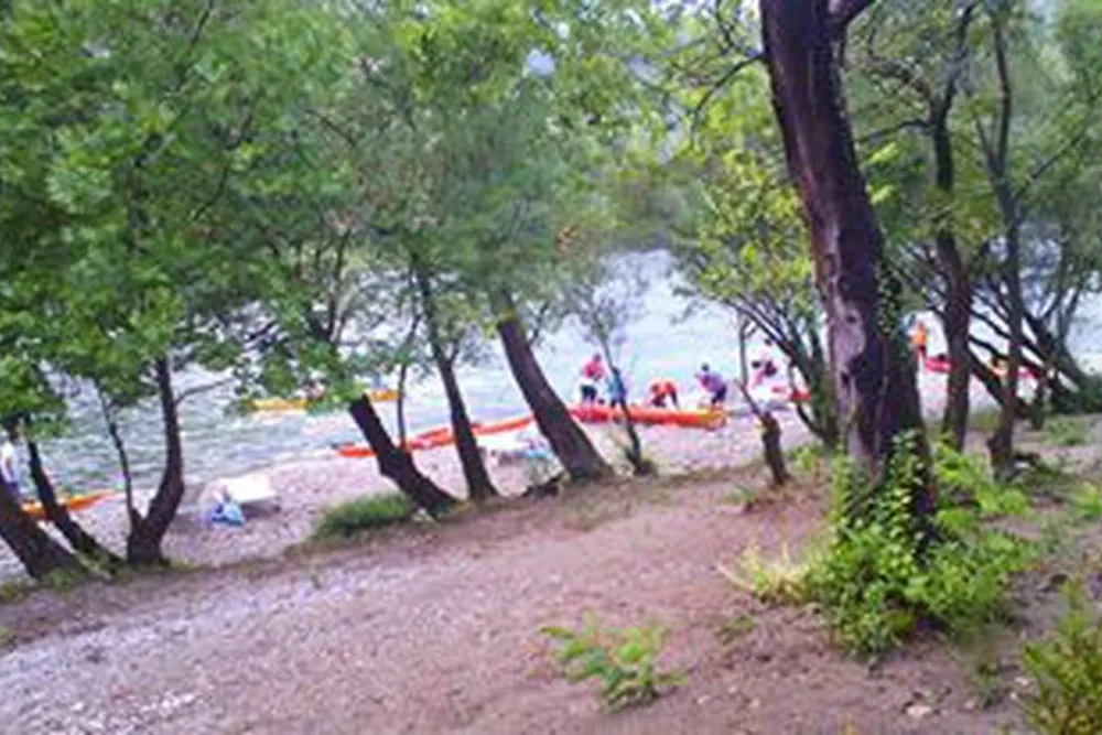 Auto Camp Green park