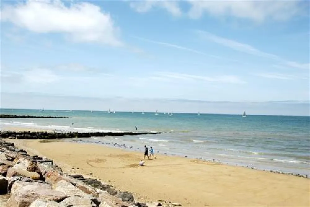 Camping Municipal Le Champ De Course  