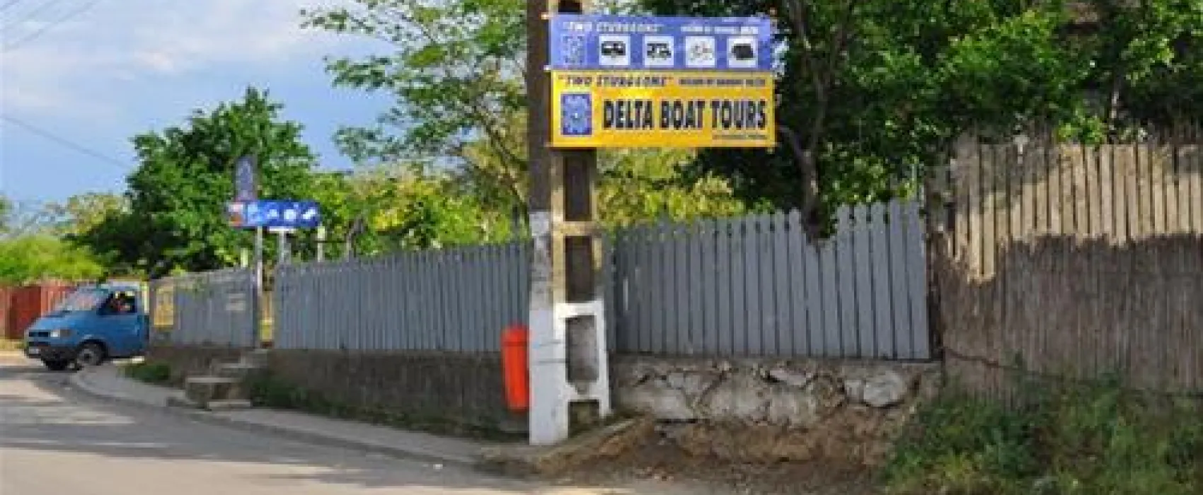 Camping Murighiol,Two Sturgeons (Doi Sturioni)