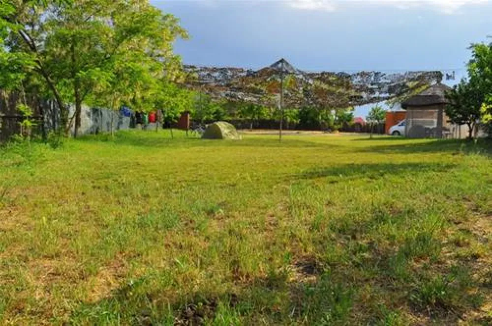 Camping Murighiol,Two Sturgeons (Doi Sturioni)
