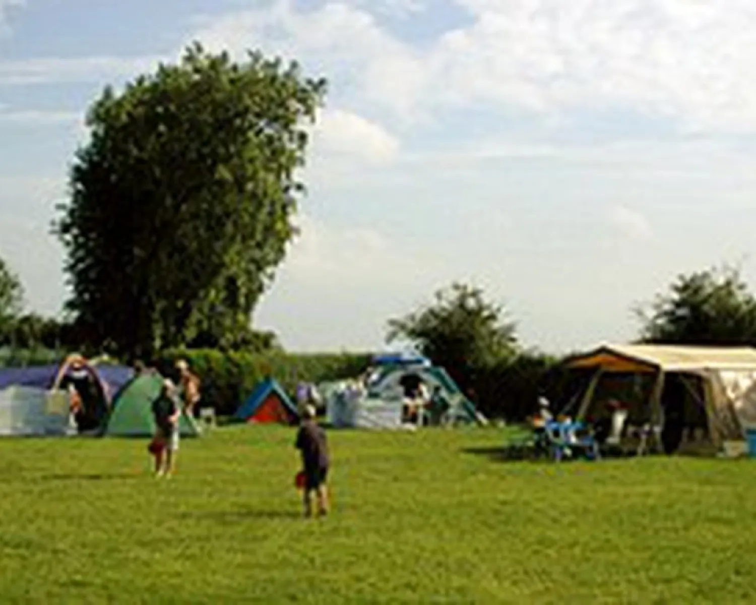 campingtisch leicht Campingtisch Klapptisch faltbar leicht mit Tragegriff Outdoor