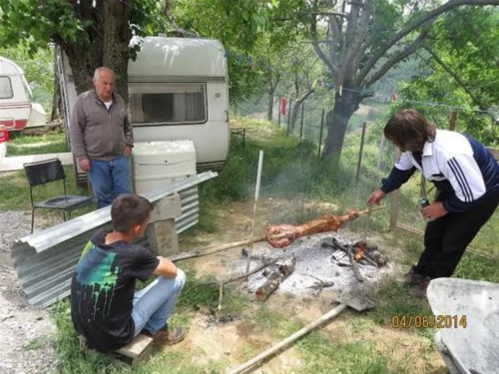 Camping Biofarm Reci