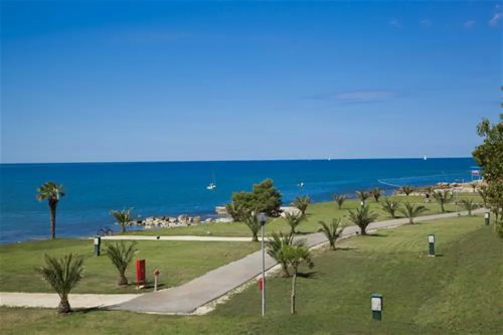 Camping Sirena****