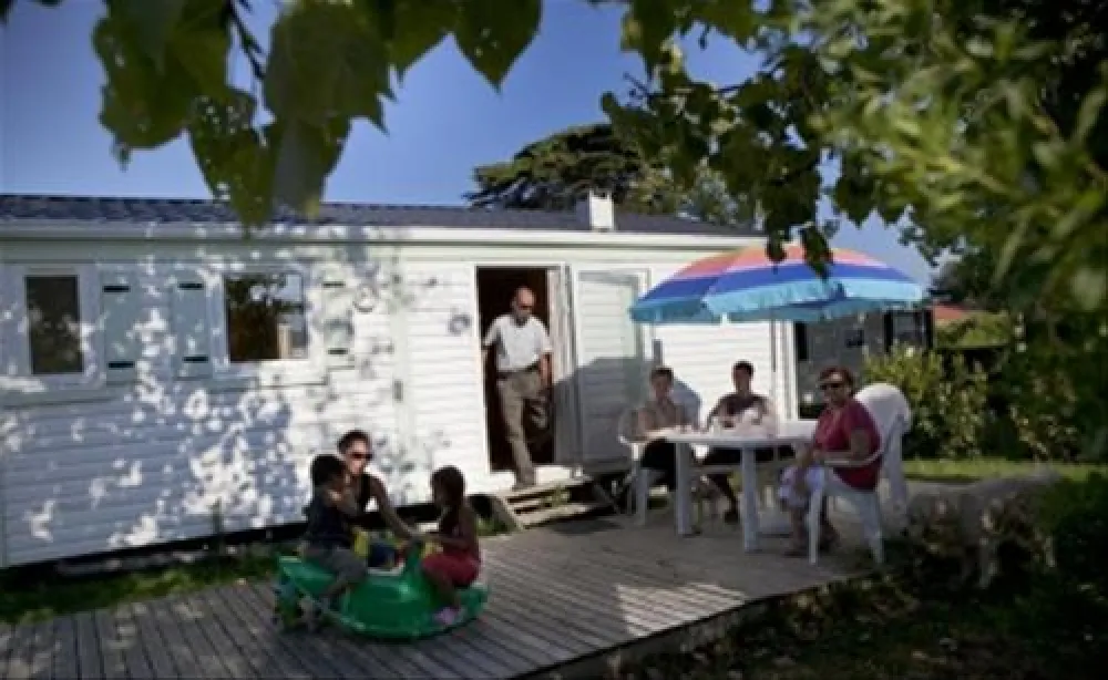 Camping Le Village De La Mer  
