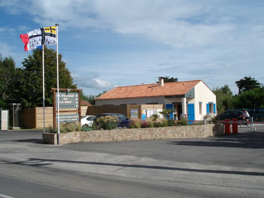 Camping Le Village De La Mer  