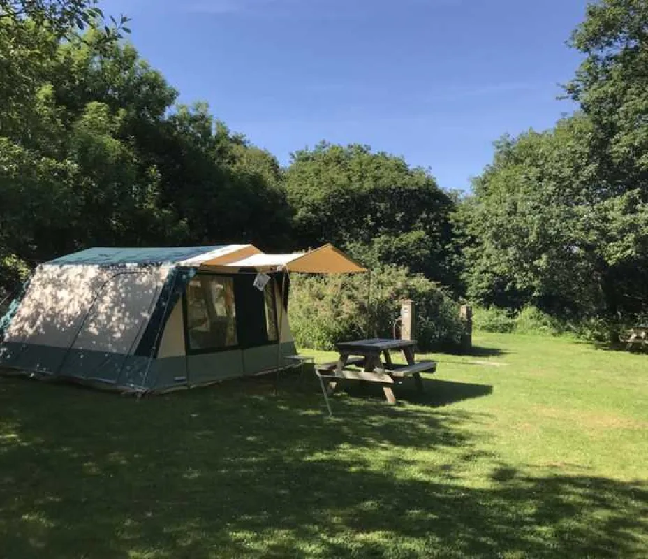 Llys Derwen Caravan &amp; Camping