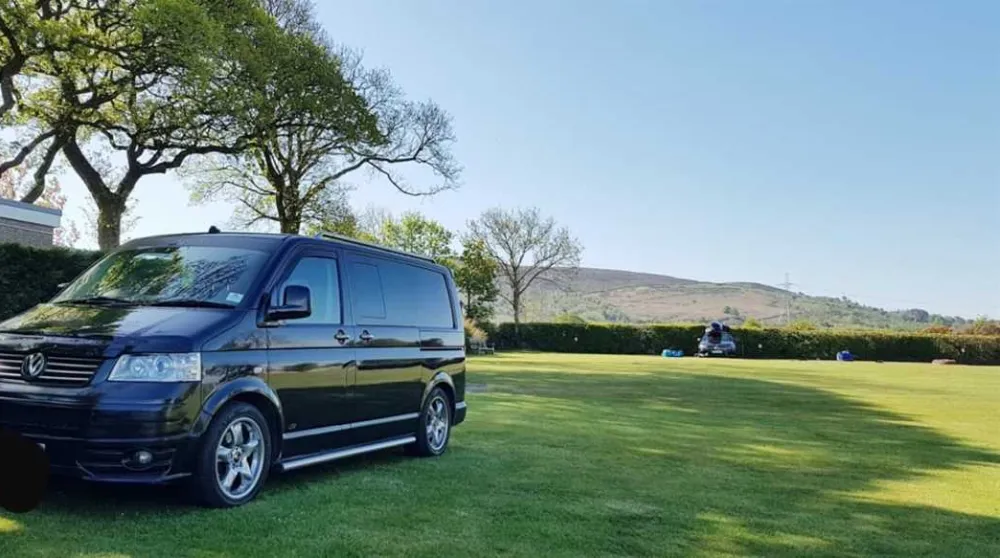 Llys Derwen Caravan &amp; Camping