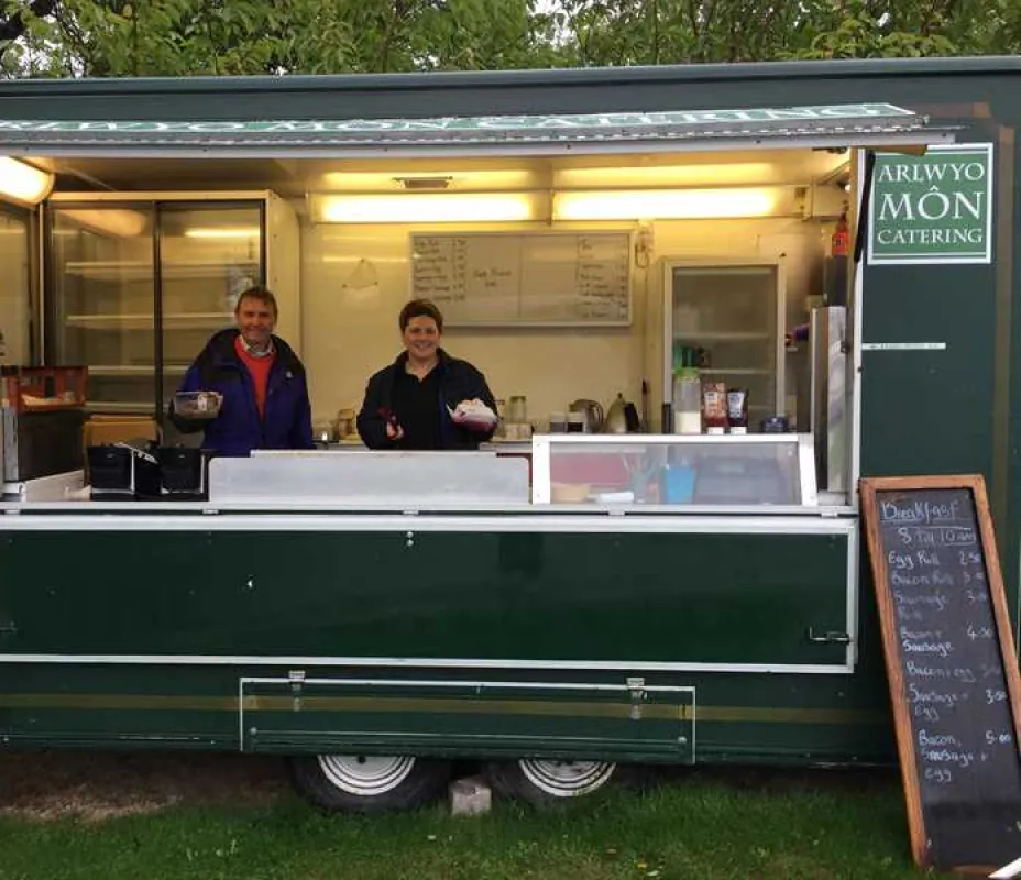 Llys Derwen Caravan &amp; Camping