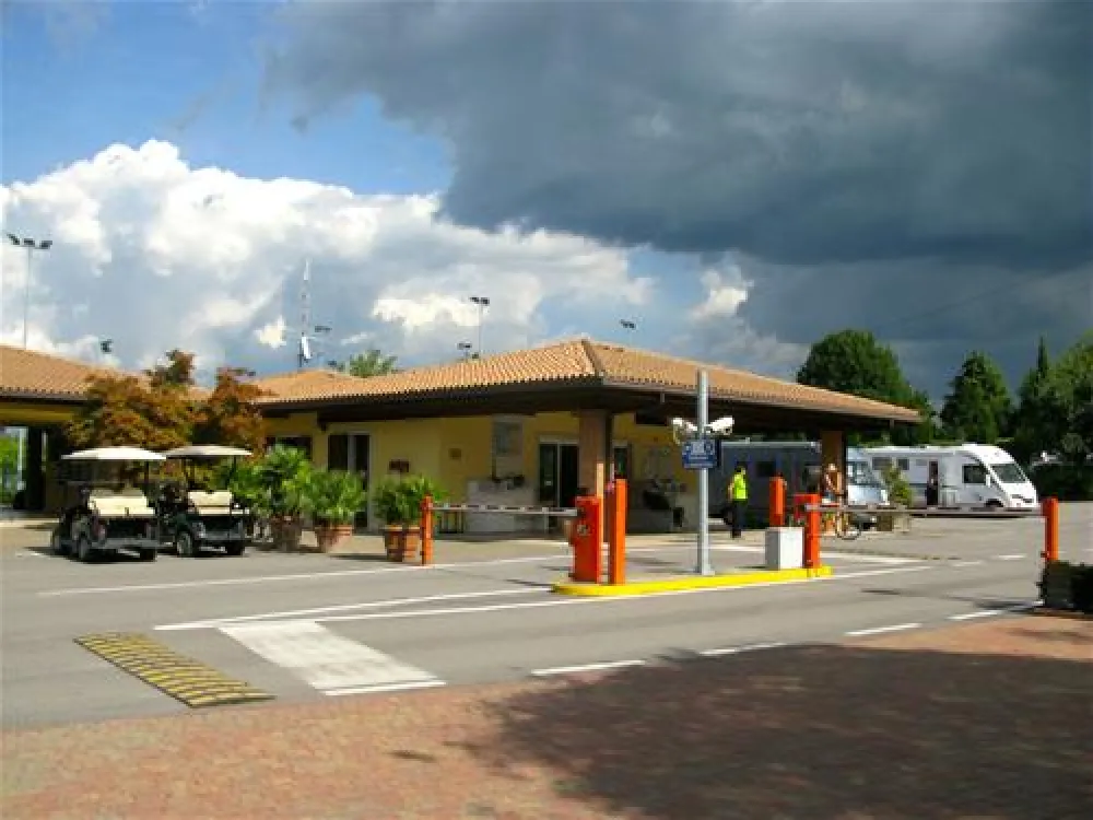 Campeggio Piani di Clodia