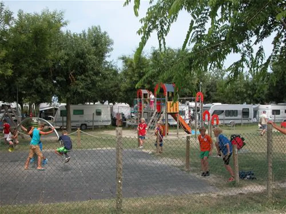 Campeggio Piani di Clodia