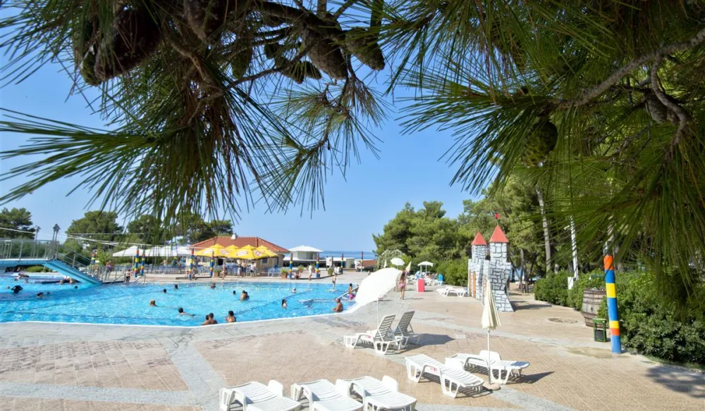 Zaton Holiday Resort
