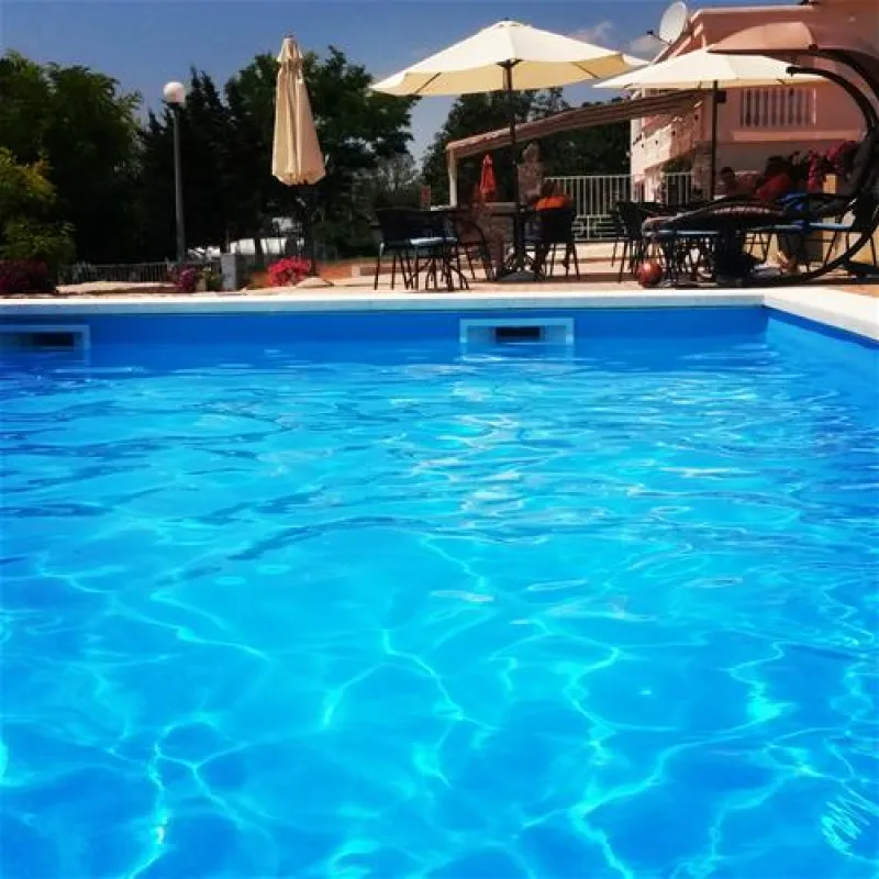 ODMOREE CAMPING & HOSTEL