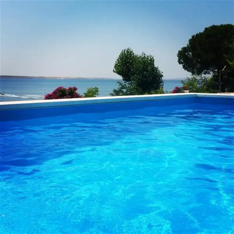 ODMOREE CAMPING & HOSTEL