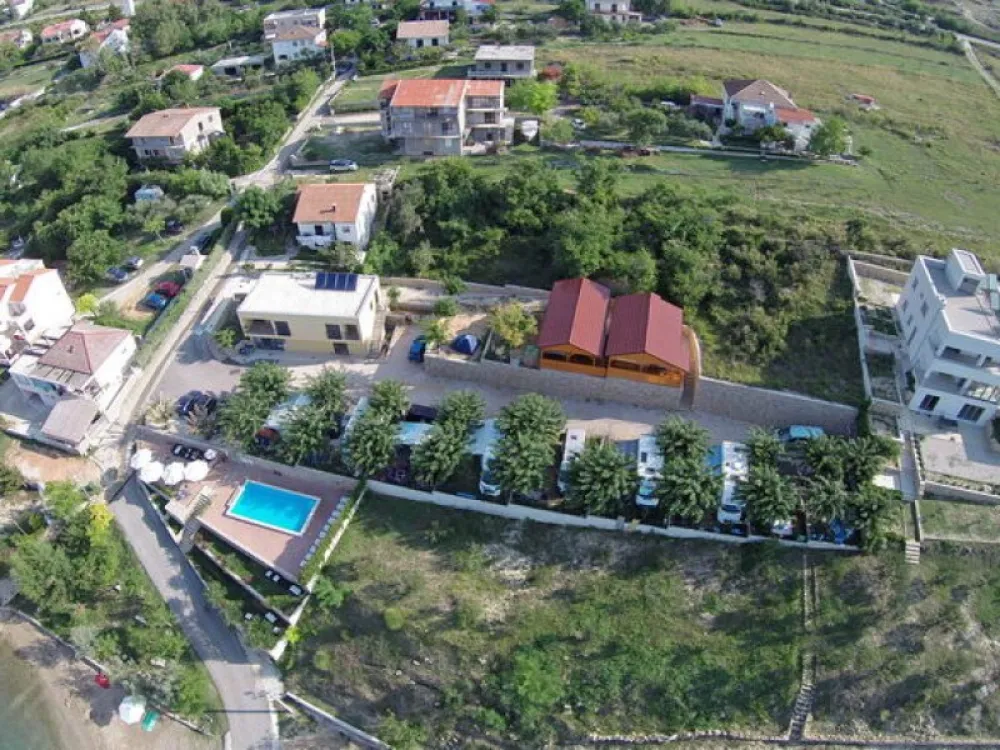 ODMOREE CAMPING & HOSTEL