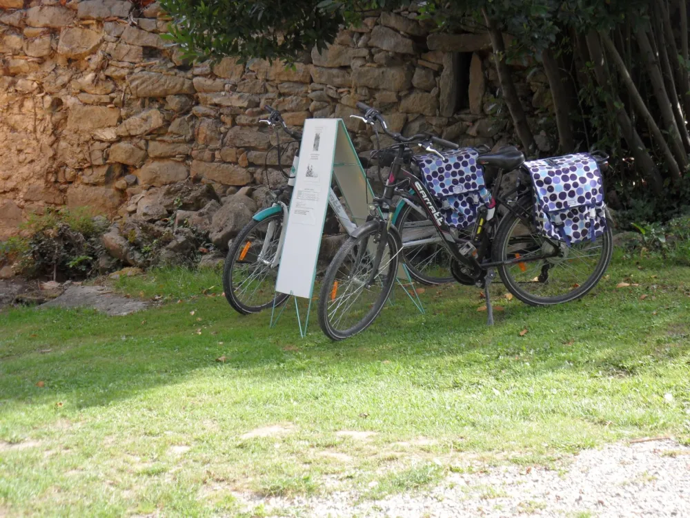 Camping Naturiste Millefleurs 3 Etoiles