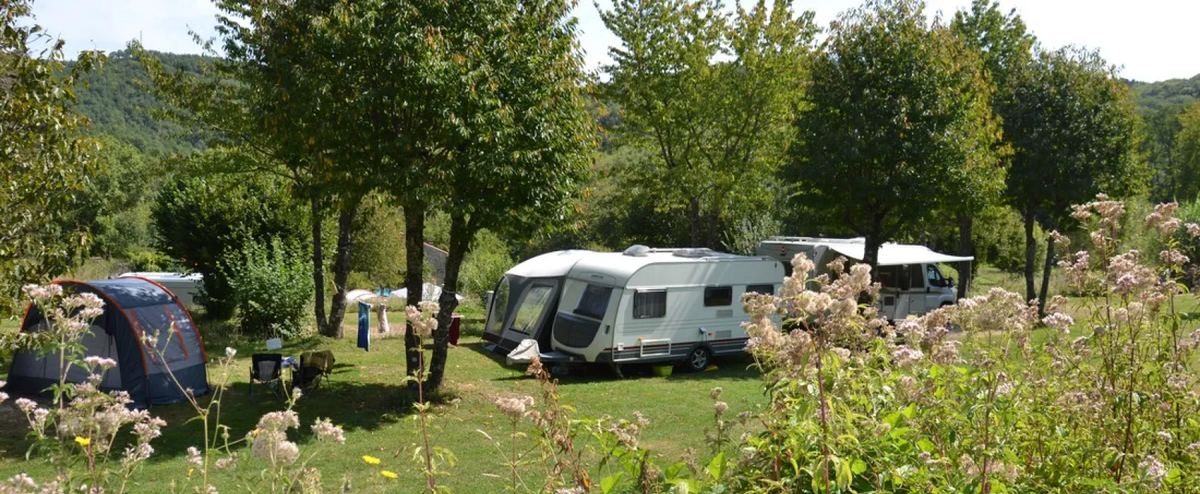 Camping Naturiste Millefleurs 3 Etoiles