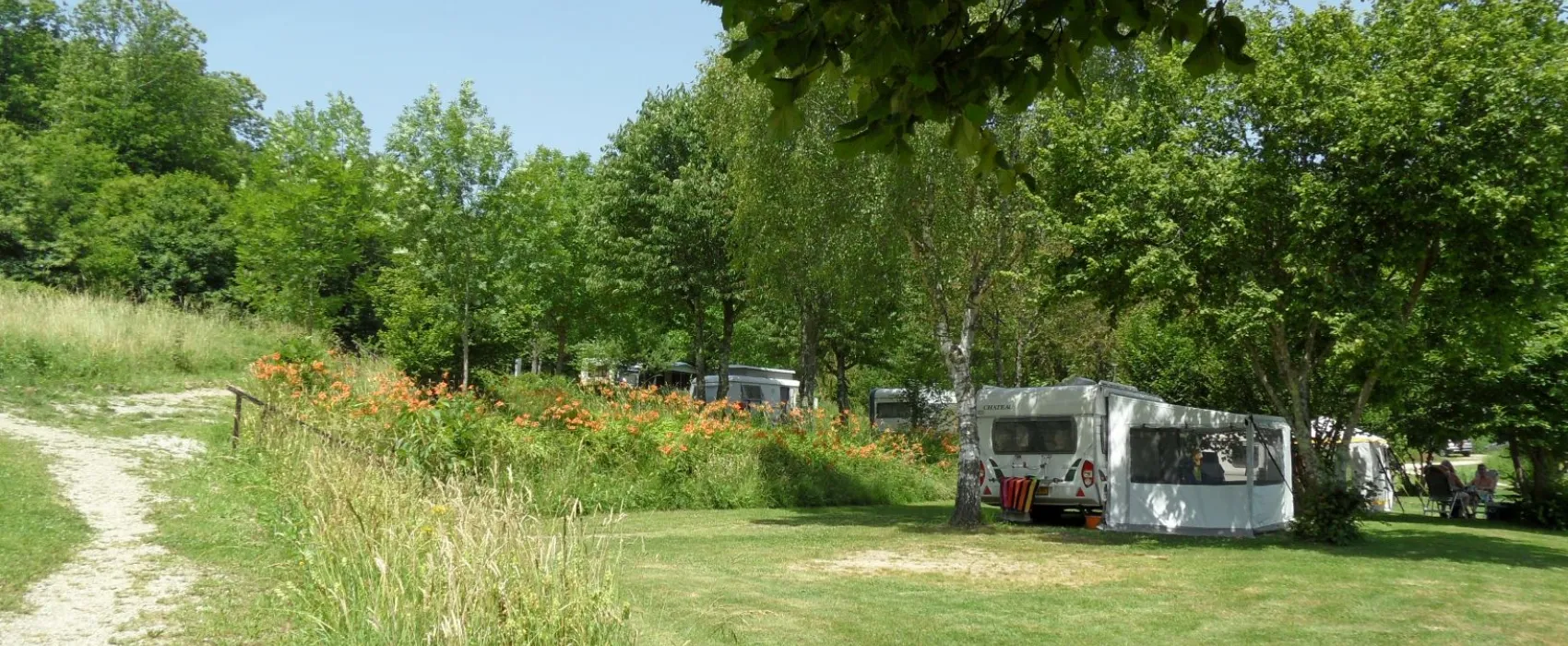 Camping Naturiste Millefleurs 3 Etoiles