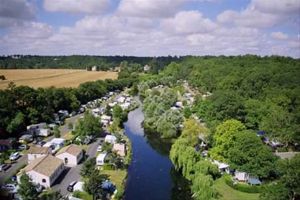 Camping Les Peupliers  