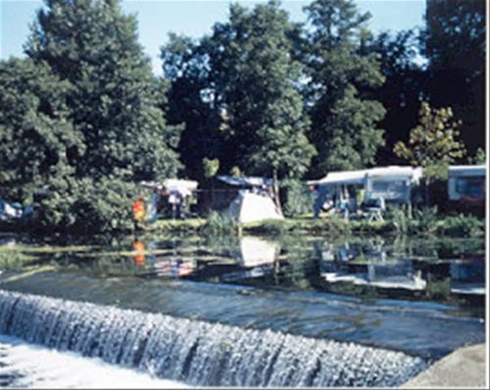 Camping Les Peupliers  