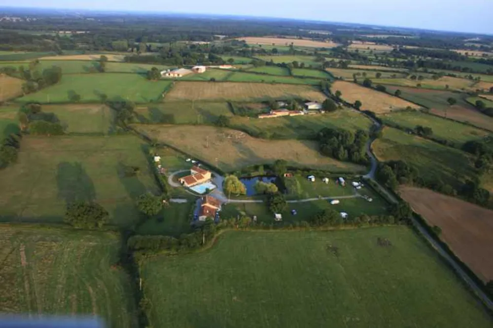 LA FERME NATURISTE L OLIVERIE