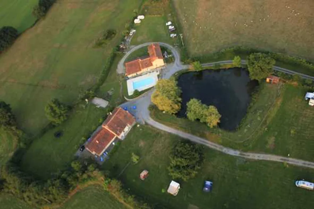 LA FERME NATURISTE L OLIVERIE