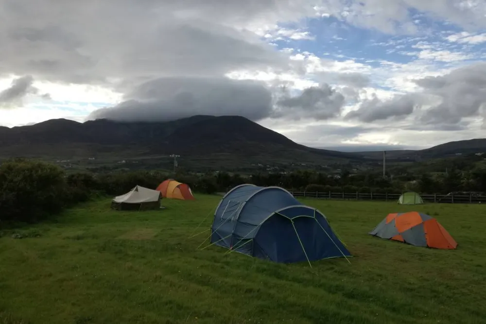 Derrylahan Hostel & Campsite