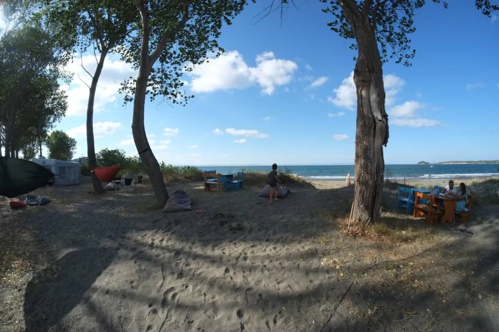 Meadow Camp Vromos / Поляна Кемп Вромос