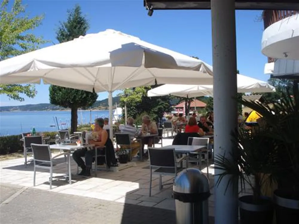 Les Terrasses du lac de Naussac