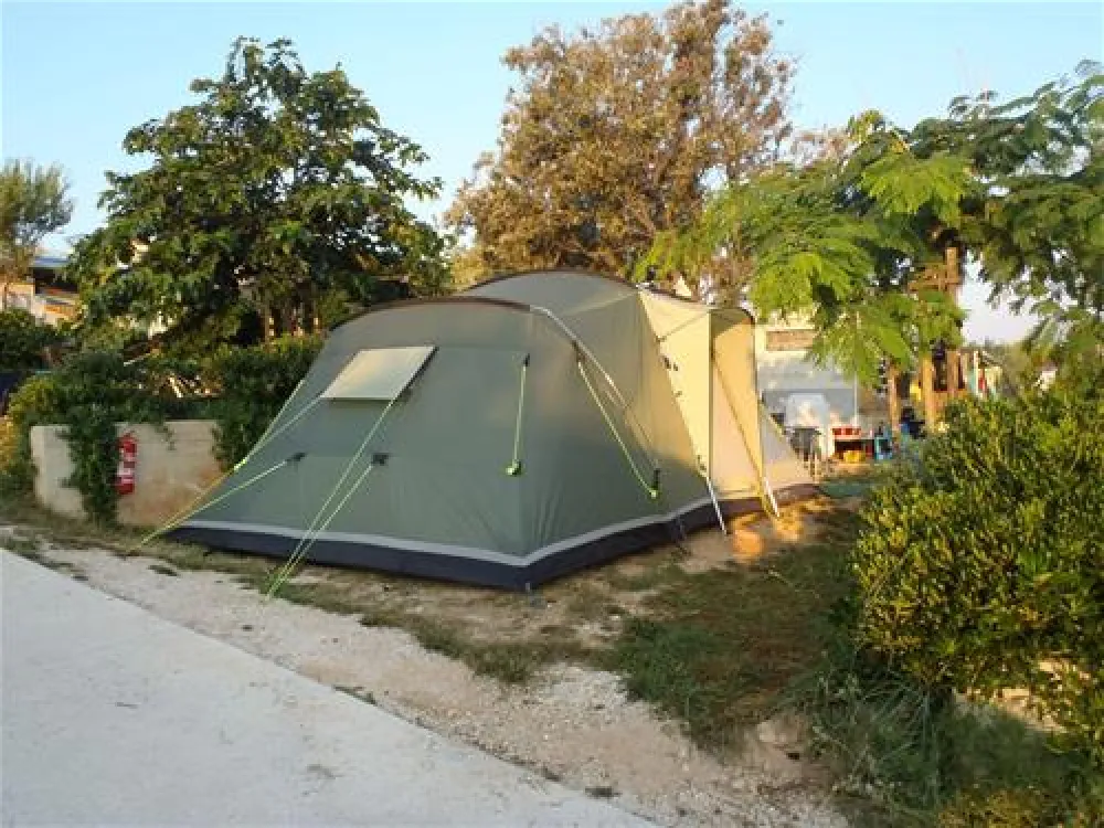Camp Mandarino