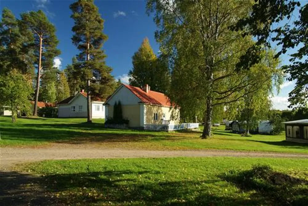Iso Kirja Camping