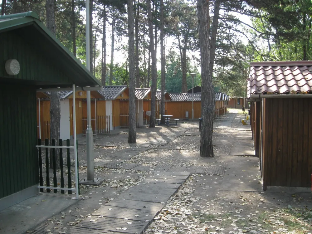 Sziksósfürdö Kemping