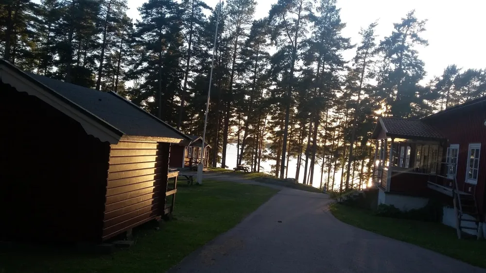 Bredsand Camping & Stugby