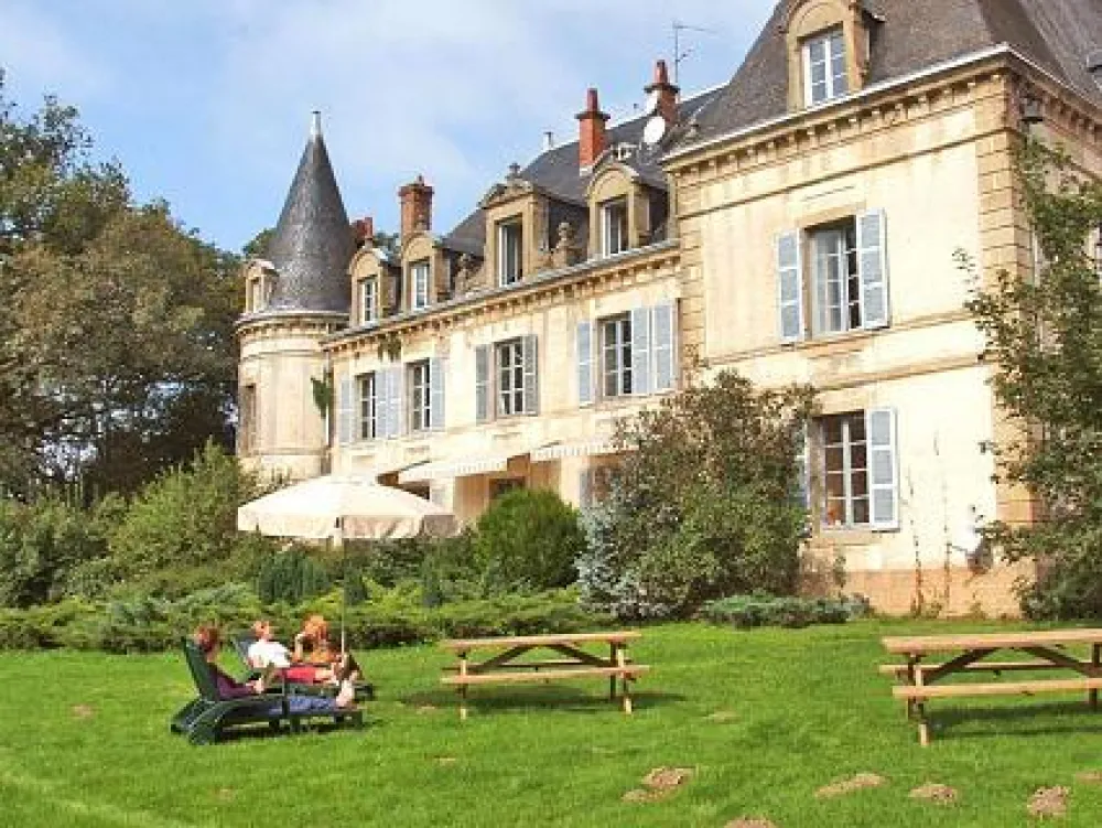 Airotel Château de Chigy