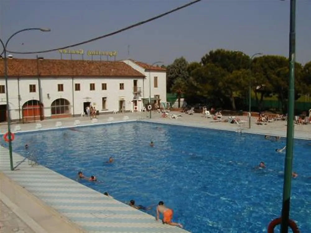 Camping Sporting Center