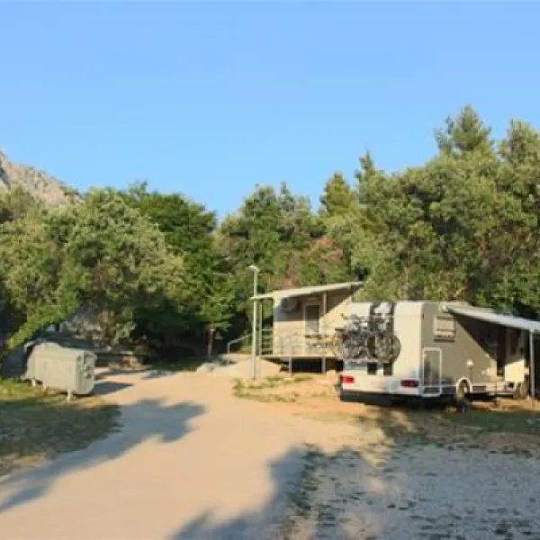 Camping Sutikla