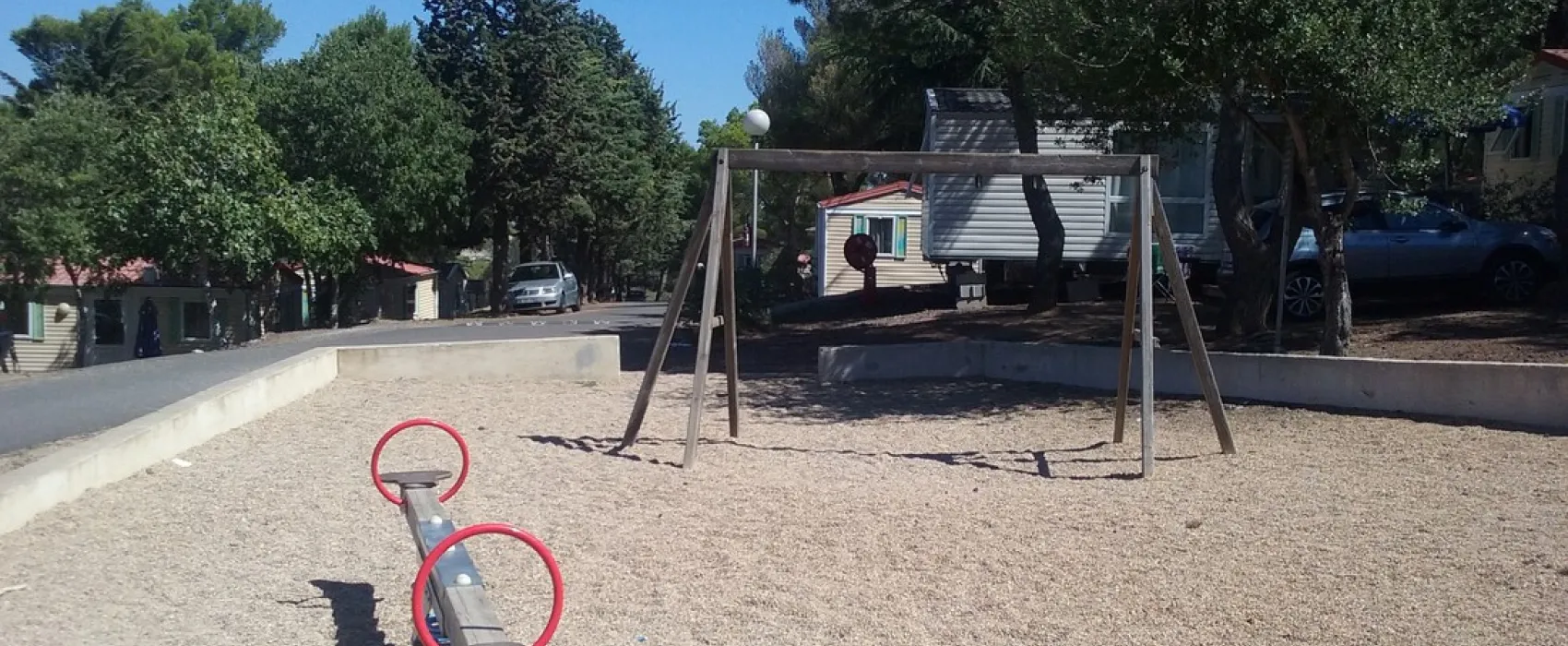 Camping Domaine De La Pinede